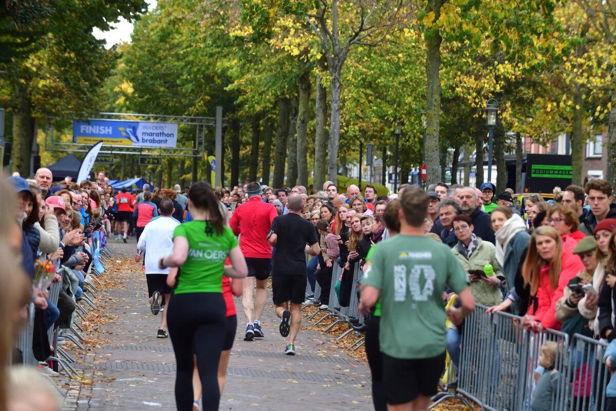 Foto Van Oers Marathon